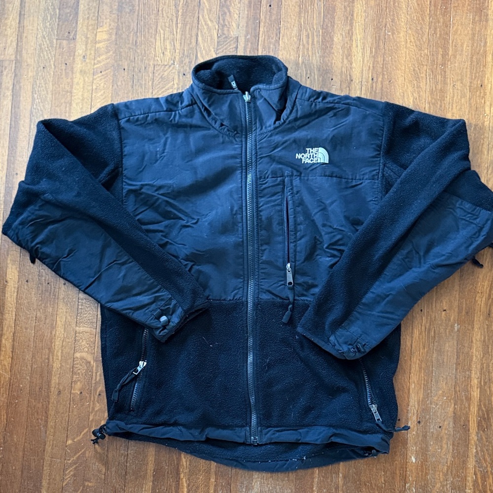 The North Face women’s black Performance Jacket